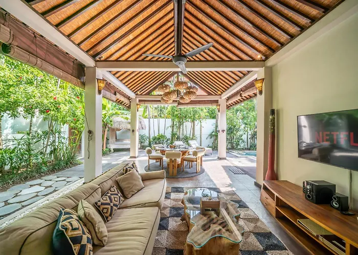 Koala, 2br Private Pool Near Nightlife And W