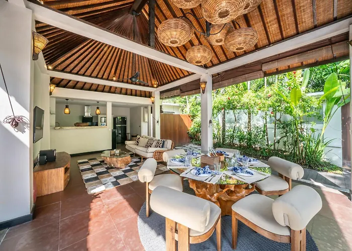Koala, 2br Private Pool Near Nightlife And W Villa *