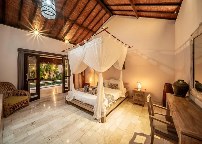 Koala, 2br Private Pool Near Nightlife And W Villa Seminyak