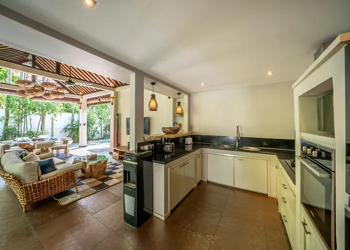 Koala, 2br Private Pool Near Nightlife And W Villa *