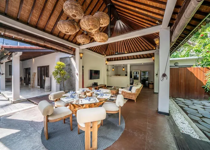 Koala, 2br Private Pool Near Nightlife And W