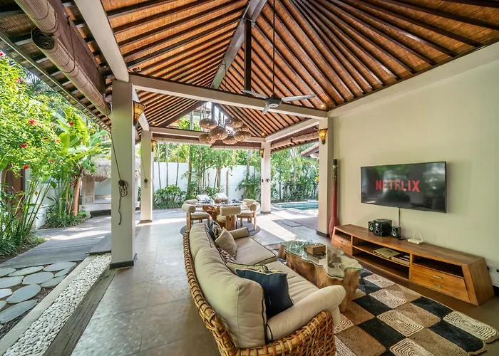 Koala, 2br Private Pool Near Nightlife And W Seminyak