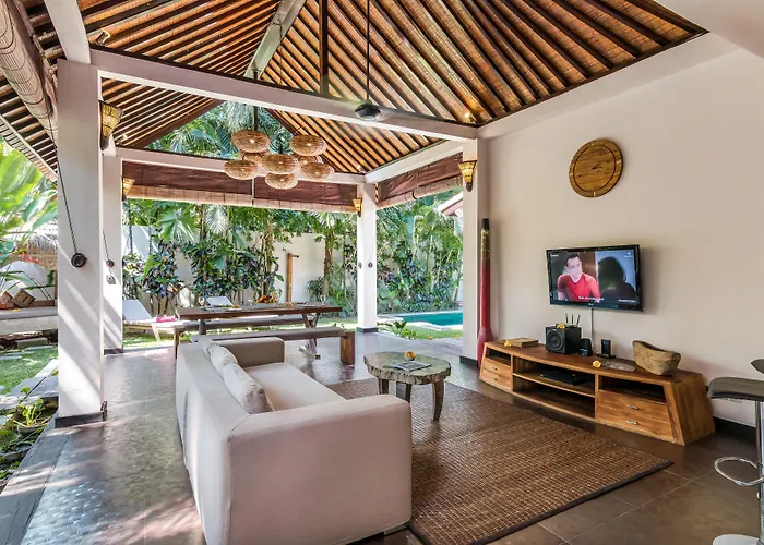 Koala, 2br Private Pool Near Nightlife And W Seminyak