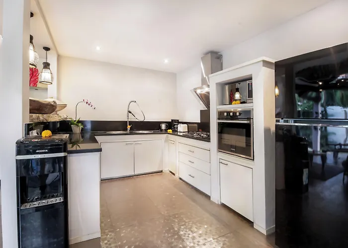 Villa Koala, 2br Private Pool Near Nightlife And W *