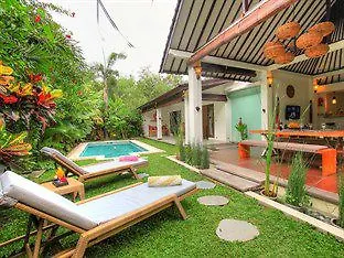 Koala, 2br Private Pool Near Nightlife And W Villa